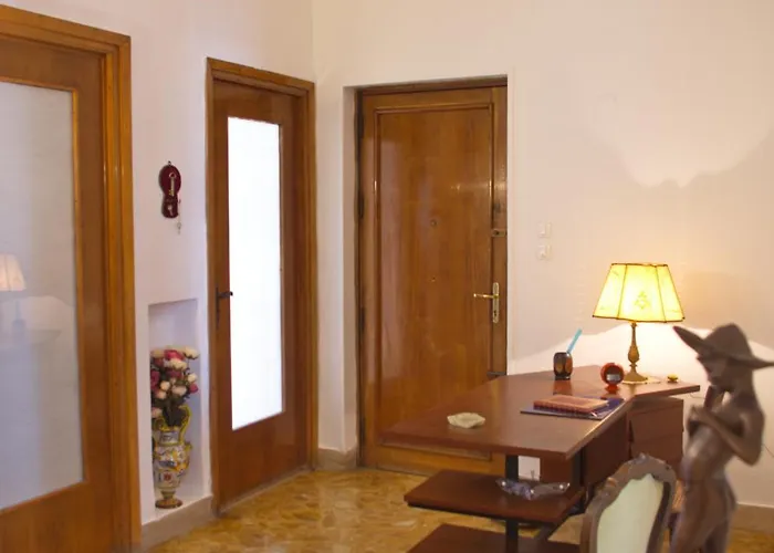 Olivarooms 招待所 4*