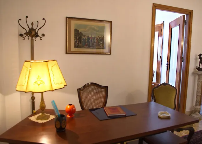 Olivarooms 招待所 4*