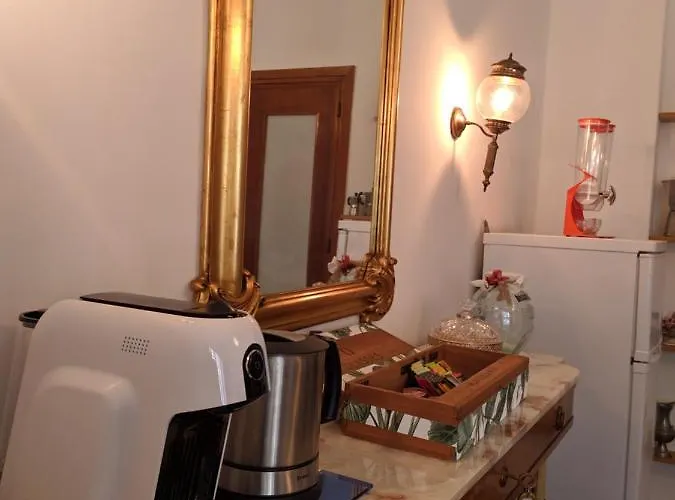 Olivarooms 招待所 4*