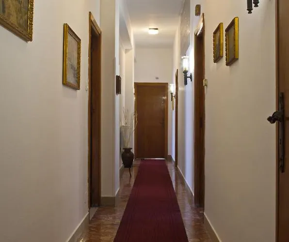 Olivarooms 招待所